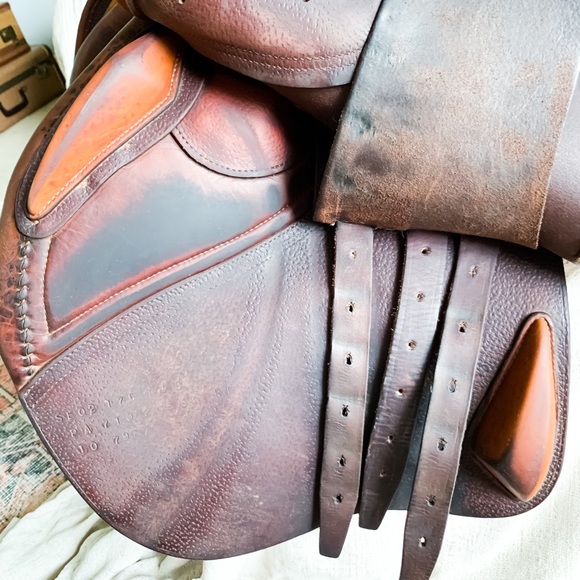 CWD SEO2 17.5 saddle - Picture 3 of 15